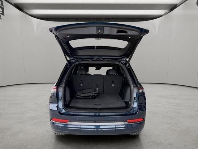 New 2026 Jeep Grand Cherokee Limited AWD/4WD image 15