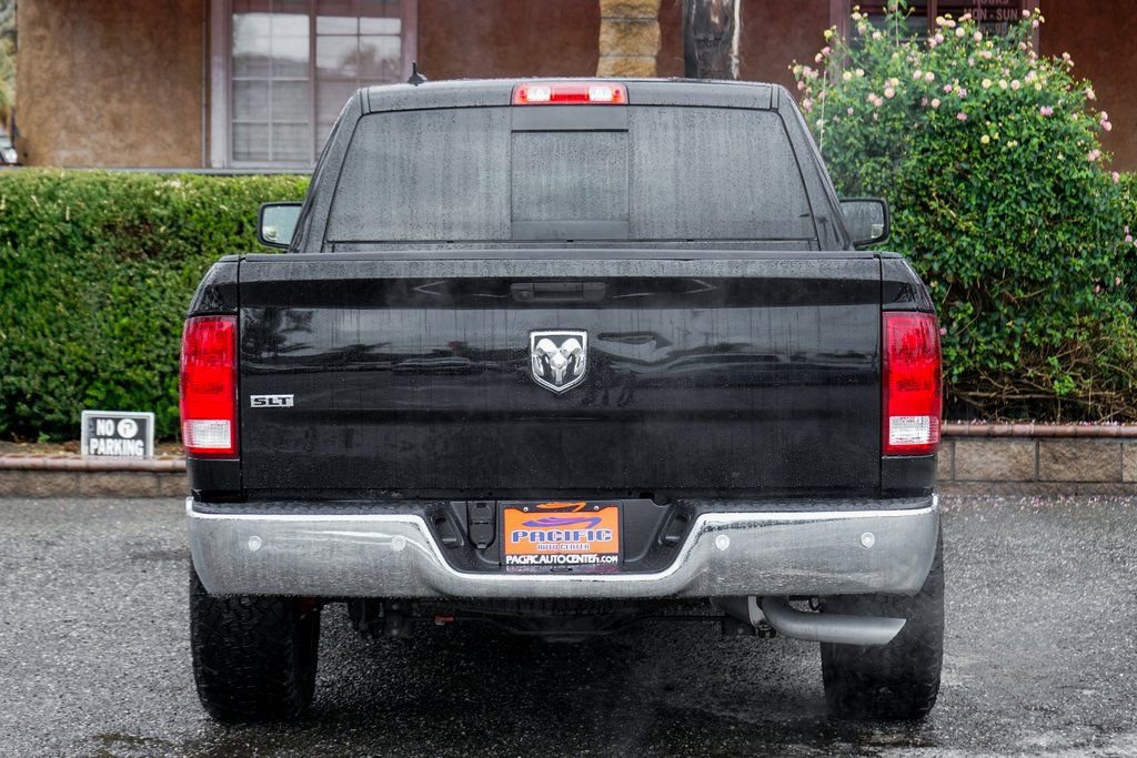 Used 2020 RAM 1500 Classic SLT w/ Luxury Group image 7