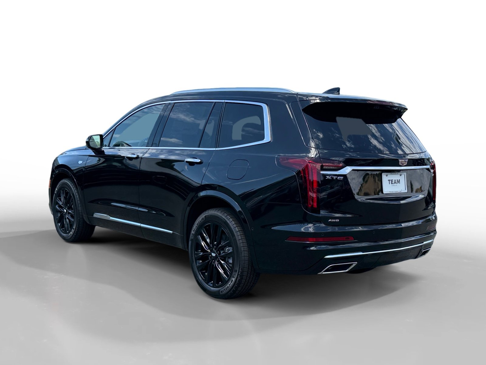 New 2025 Cadillac XT6 Premium Luxury w/ Platinum Package image 3