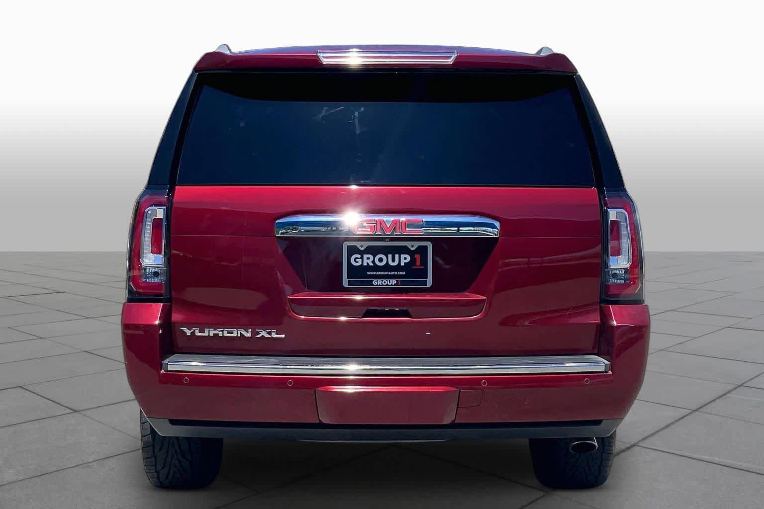 Used 2016 GMC Yukon XL Denali w/ Open Road Package AWD/4WD image 5
