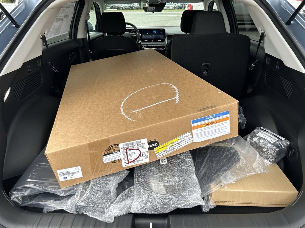 New 2025 Hyundai Ioniq 5 SE RWD image 18