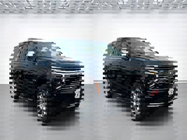 New 2026 Chevrolet Suburban Premier image 2