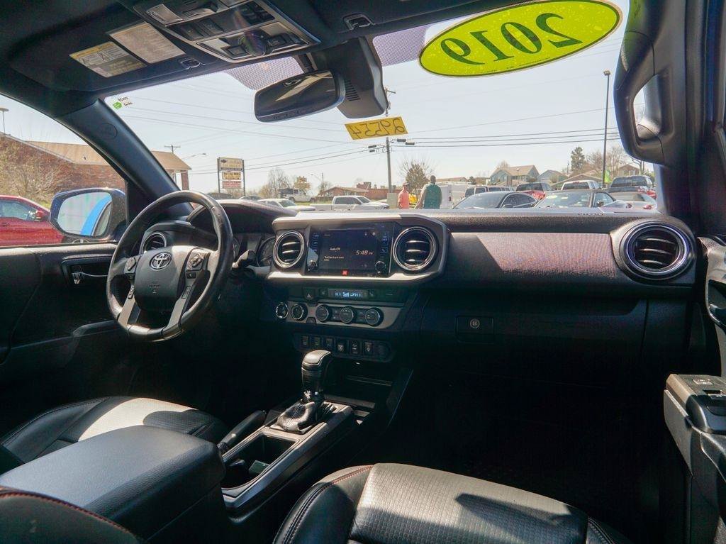 Used 2019 Toyota Tacoma TRD Pro w/ Desert Air Intake Package AWD/4WD image 17