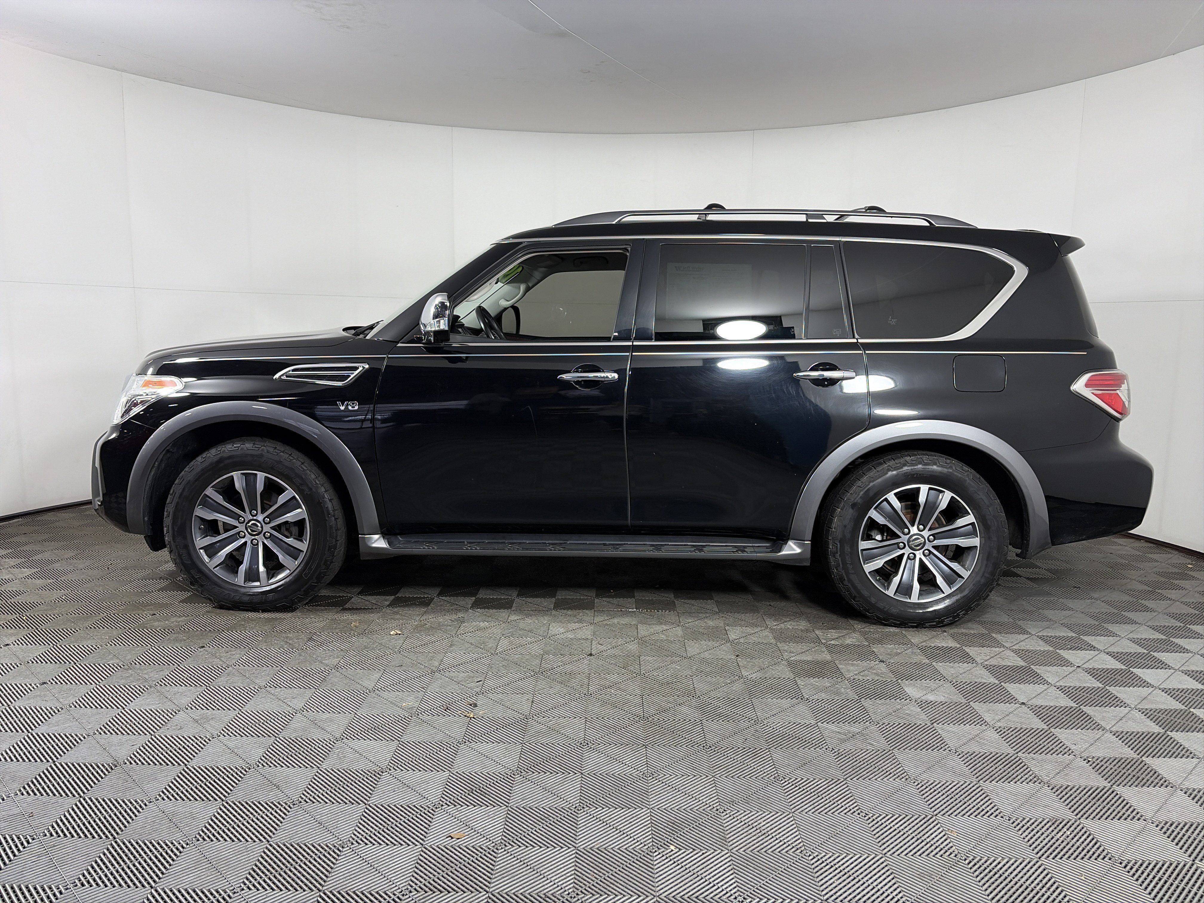 Used 2019 Nissan Armada SL w/ Premium Package image 13