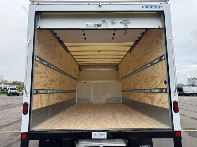 New 2027 Ford E-350 and Econoline 350 Super Duty w/ Power Equipment Group RWD image 10