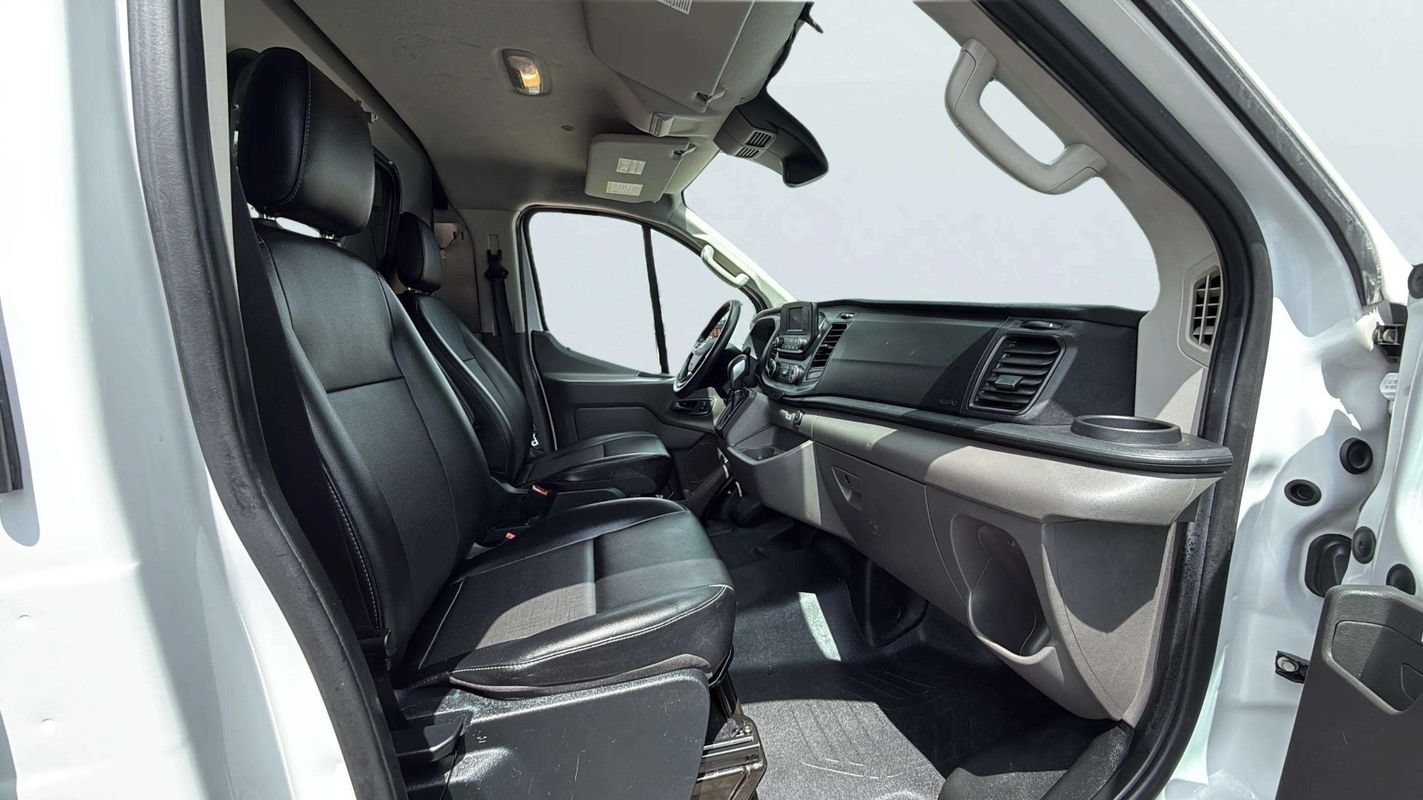 Used 2020 Ford Transit 250 Low Roof RWD image 18