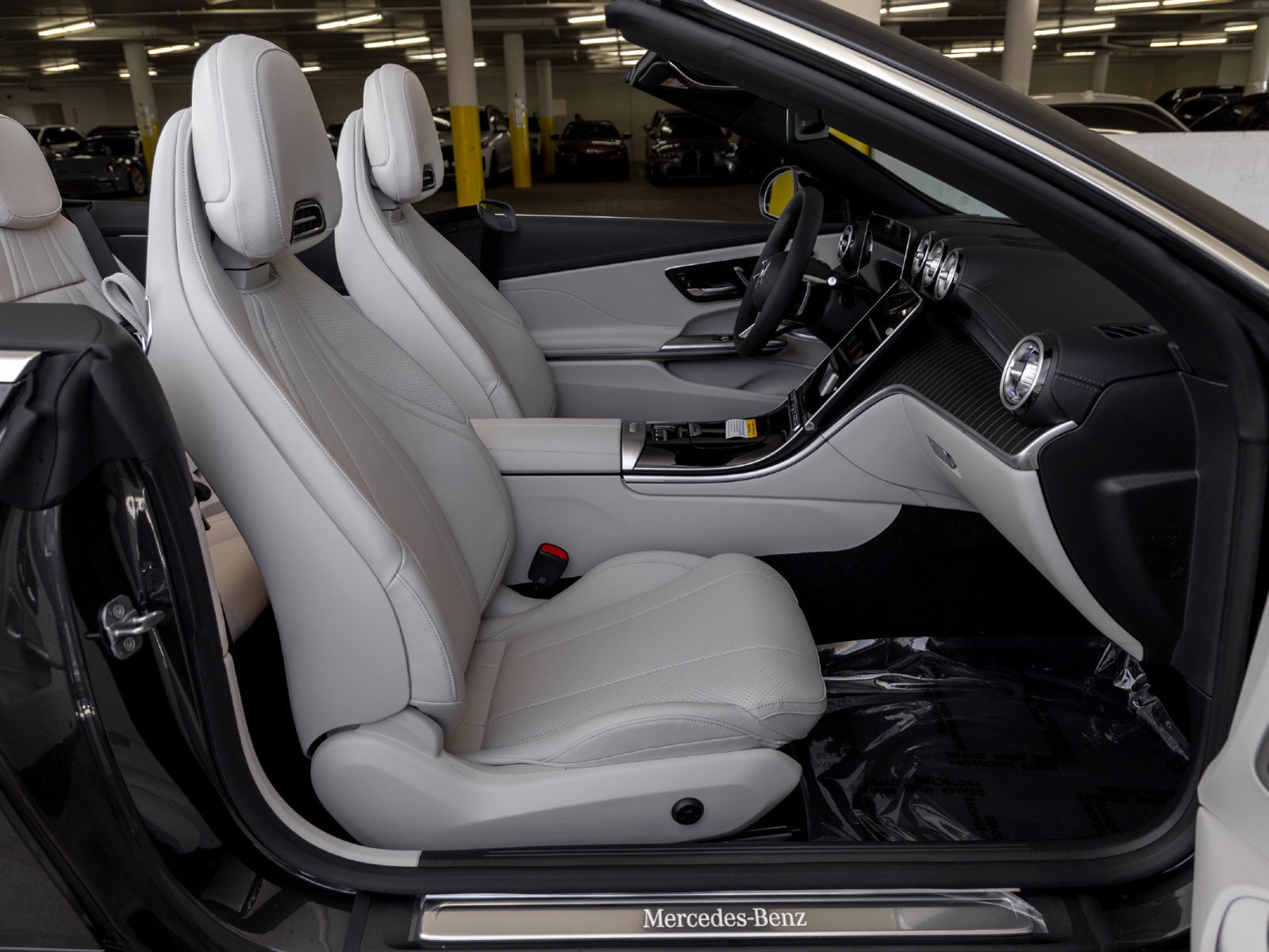 New 2027 Mercedes-Benz CLE 450 4MATIC Cabriolet image 24