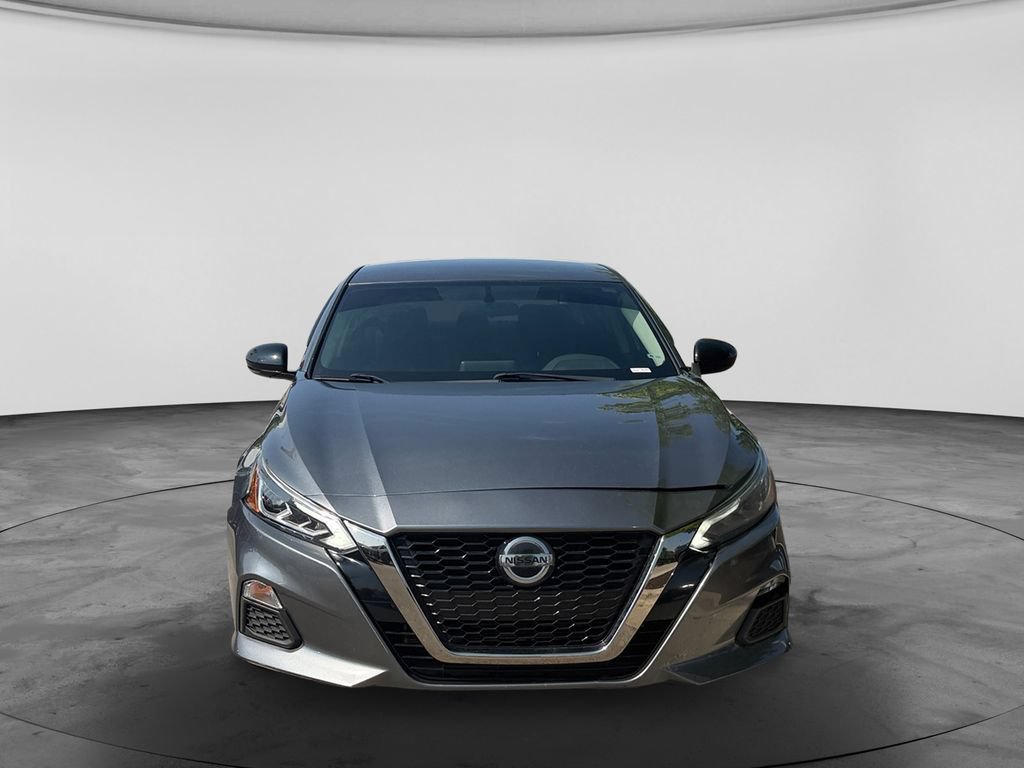 Used 2019 Nissan Altima 2.5 SR FWD image 3