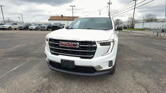 Used 2024 GMC Acadia Elevation image 3