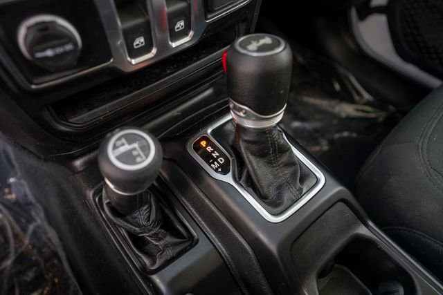 Used 2022 Jeep Wrangler Sport S image 25