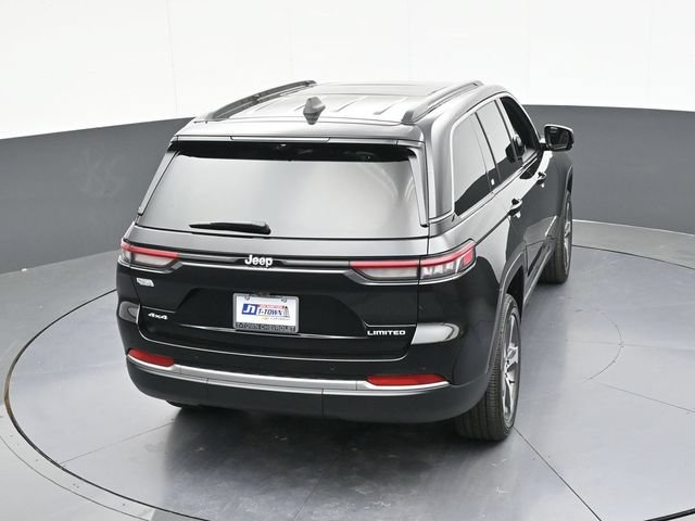 Used 2026 Jeep Grand Cherokee Limited w/ Luxury Tech Group II AWD/4WD image 62