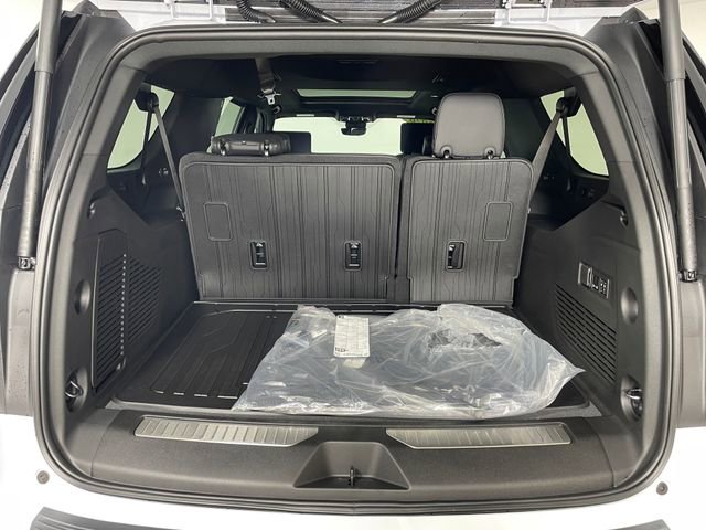 New 2026 GMC Yukon XL Denali w/ Advanced Technology Package image 14
