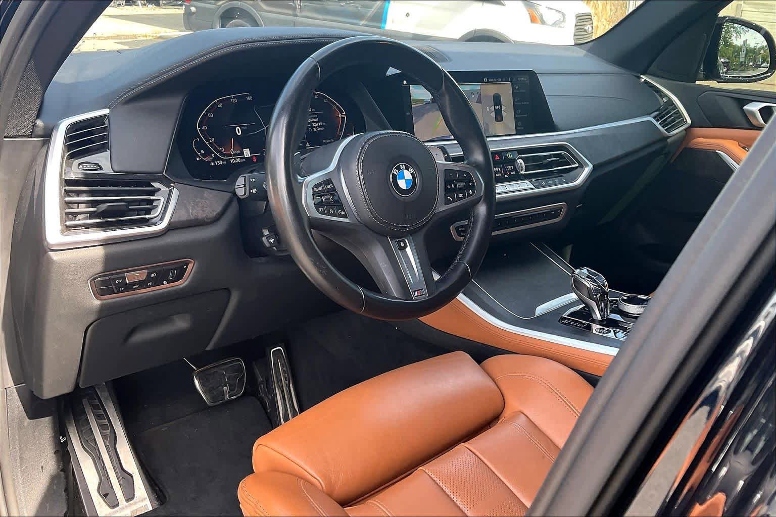 Used 2022 BMW X5 xDrive40i w/ M Sport Package AWD/4WD image 17