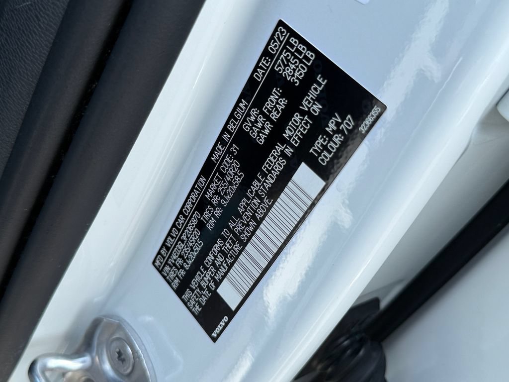 Certified 2023 Volvo C40 P8 Recharge Plus AWD/4WD image 32