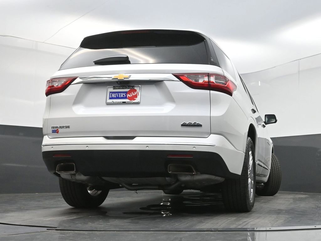 Used 2021 Chevrolet Traverse High Country FWD image 32