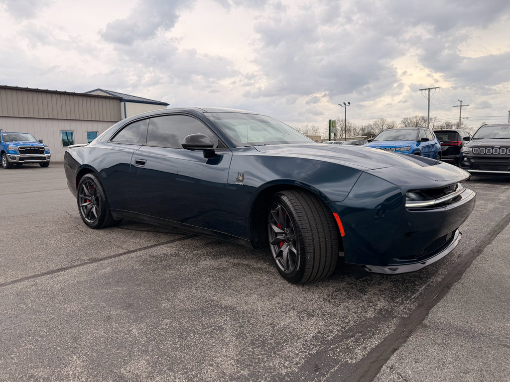 Used 2024 Dodge Charger Scat Pack w/ Plus Group AWD/4WD image 4