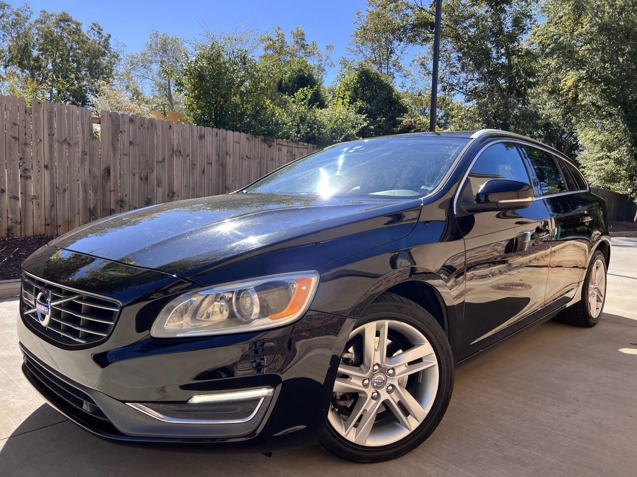 Used 2015 Volvo V60 T5 Platinum