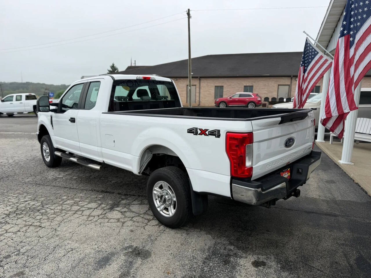 Used 2017 Ford F250 XL w/ XL Value Package AWD/4WD image 3