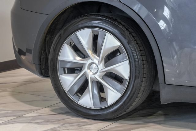 Used 2021 Tesla Model Y 2WD image 73