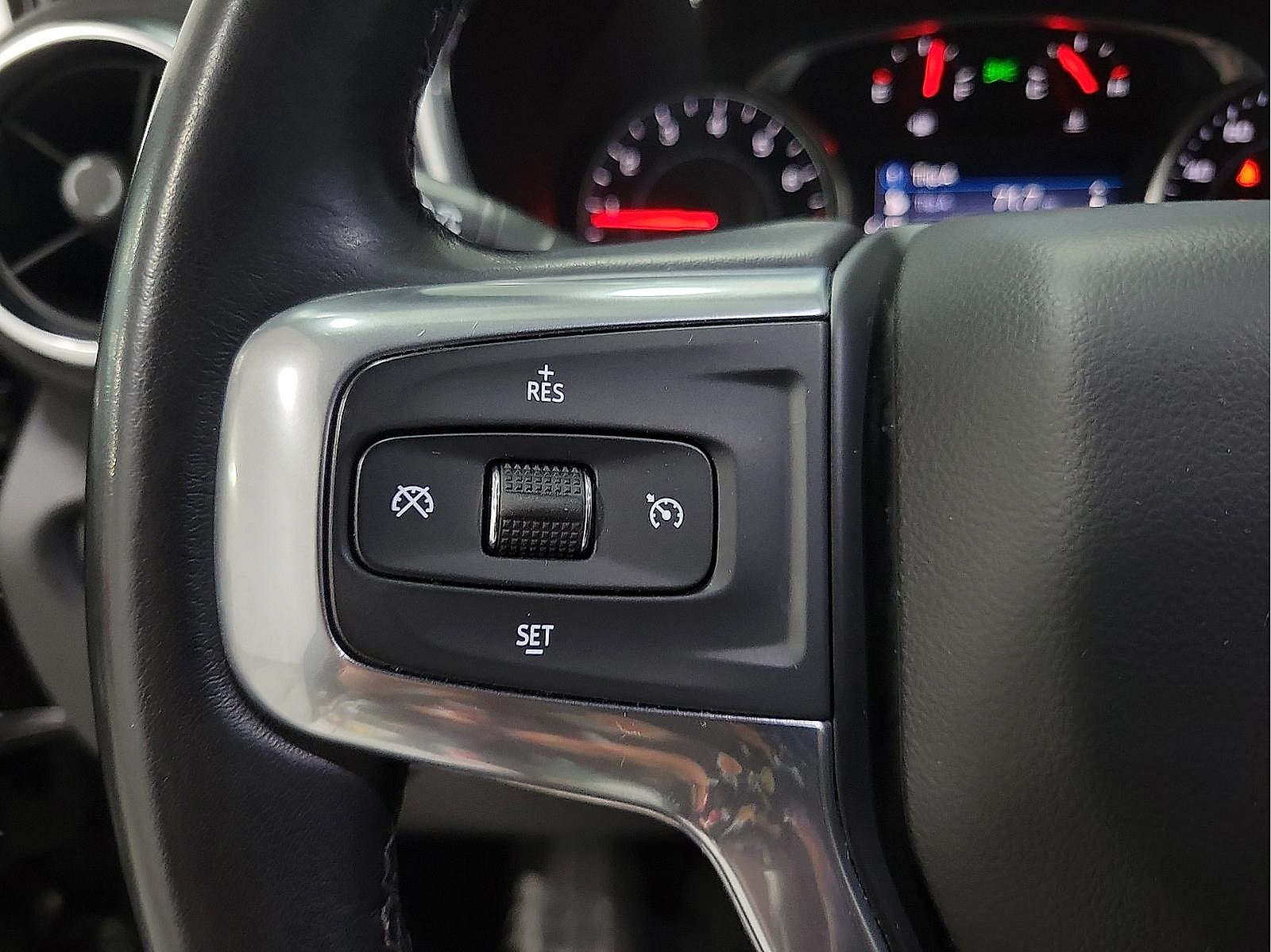 Used 2020 Chevrolet Blazer LT FWD image 19