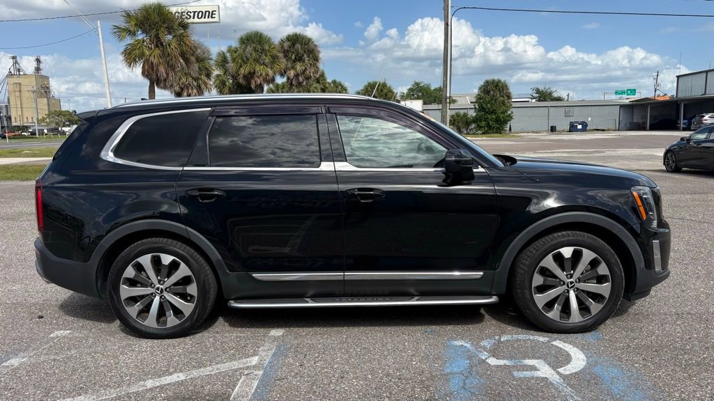 Used 2020 Kia Telluride EX w/ EX Premium Package image 2