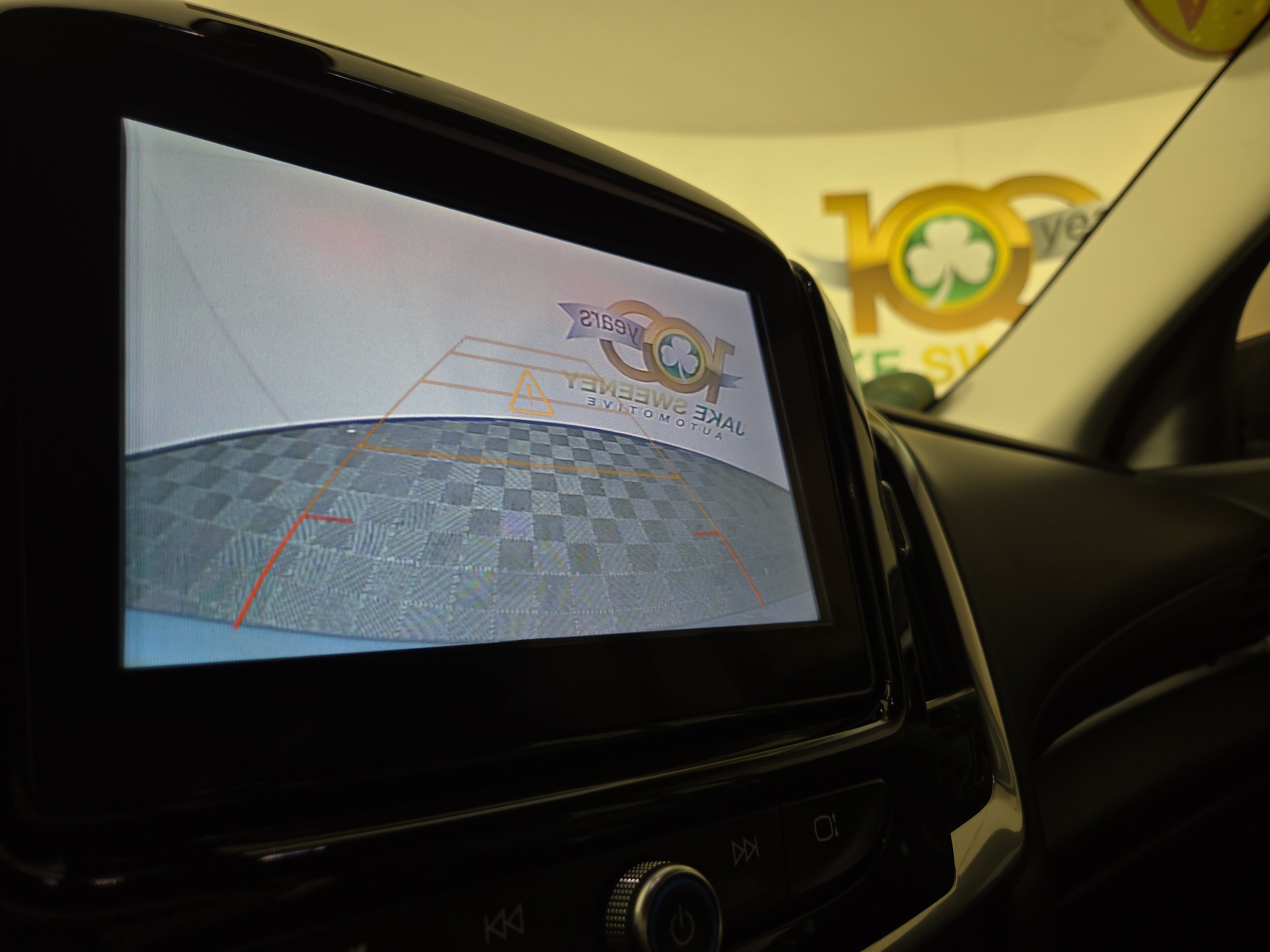 Used 2018 Chevrolet Traverse LT FWD image 22