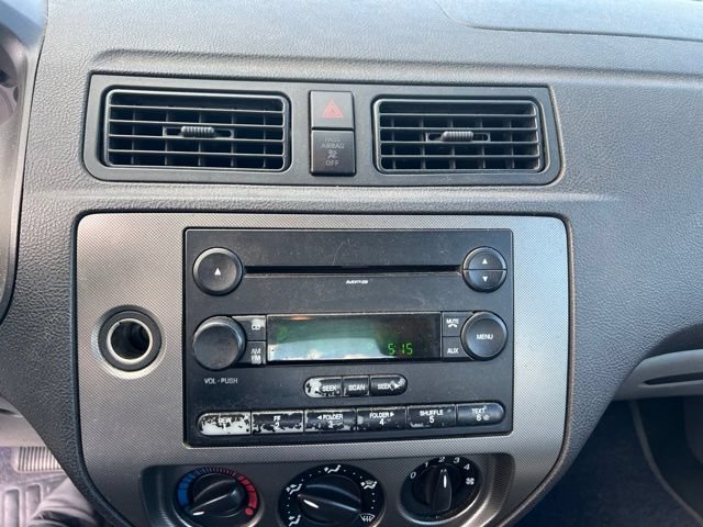 Used 2006 Ford Focus ZX4 Sedan FWD image 21