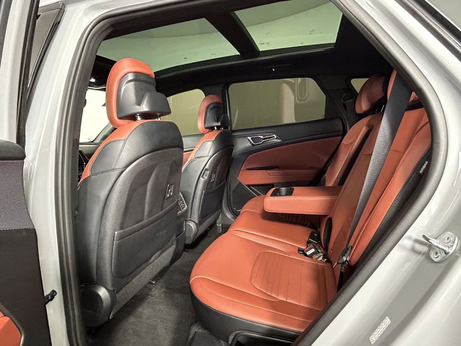 Used 2024 Kia Sportage SX image 22