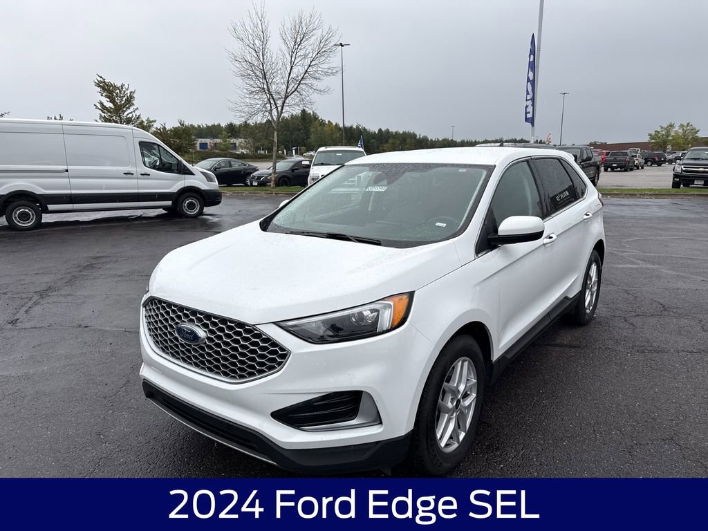 Used 2024 Ford Edge SEL image 3