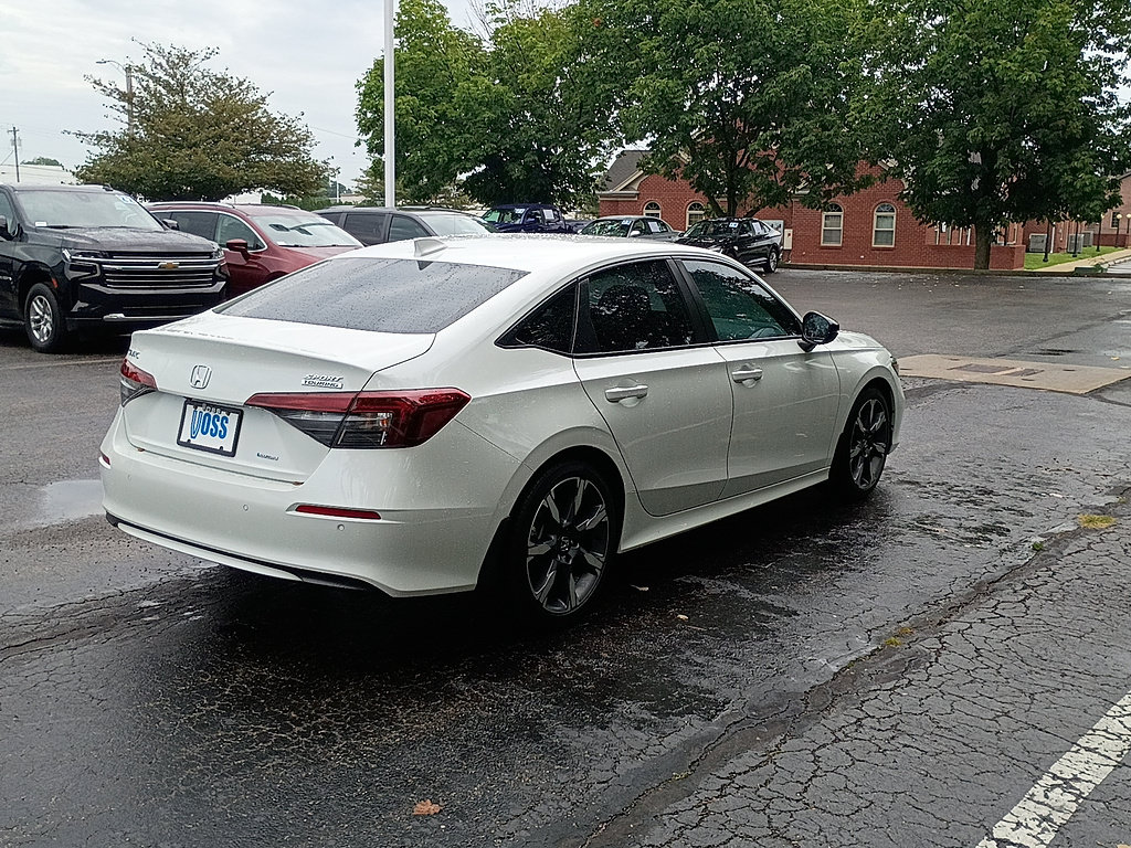 Certified 2025 Honda Civic Sport Touring image 3