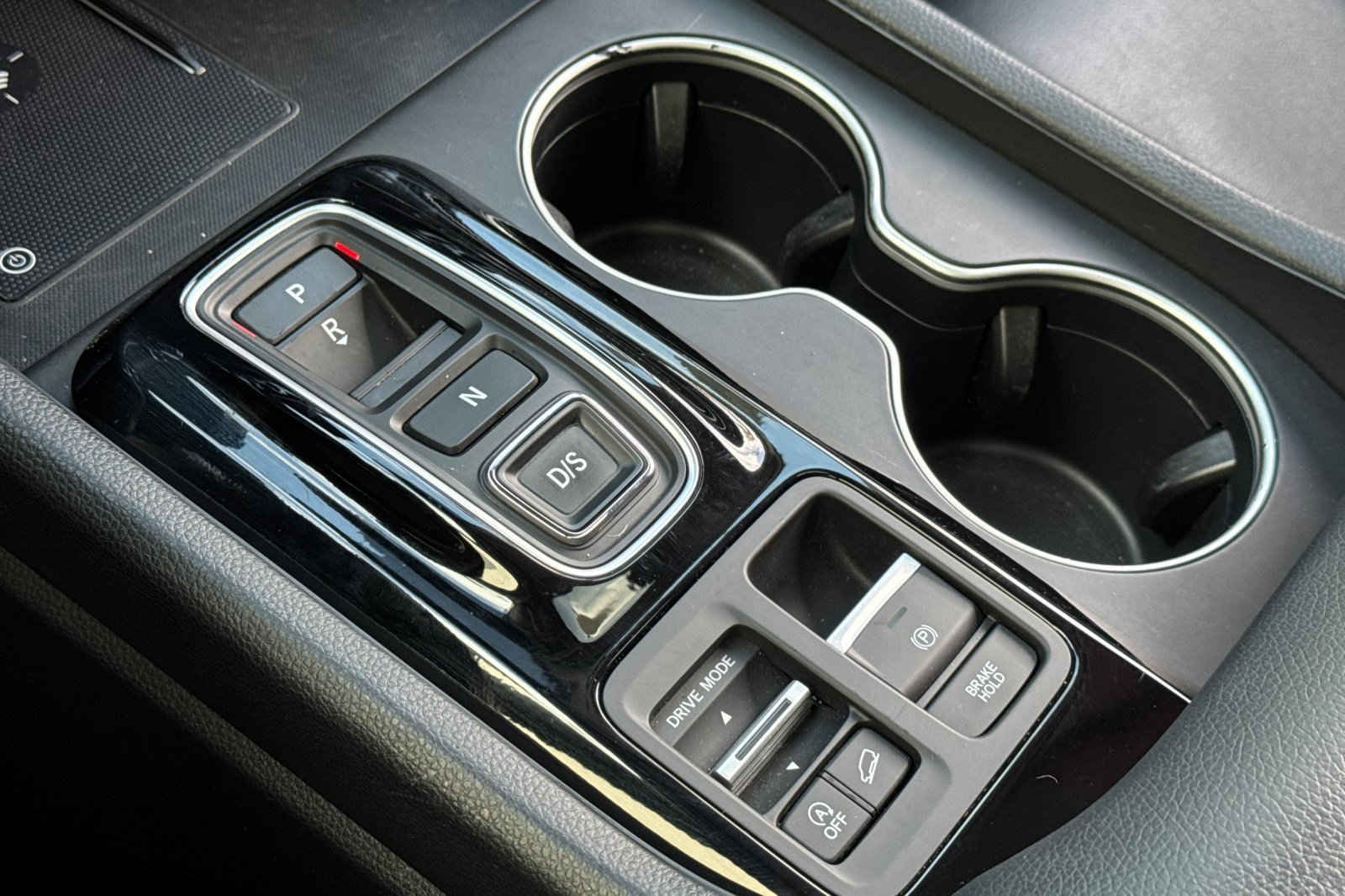 Certified 2023 Honda Pilot Touring image 17