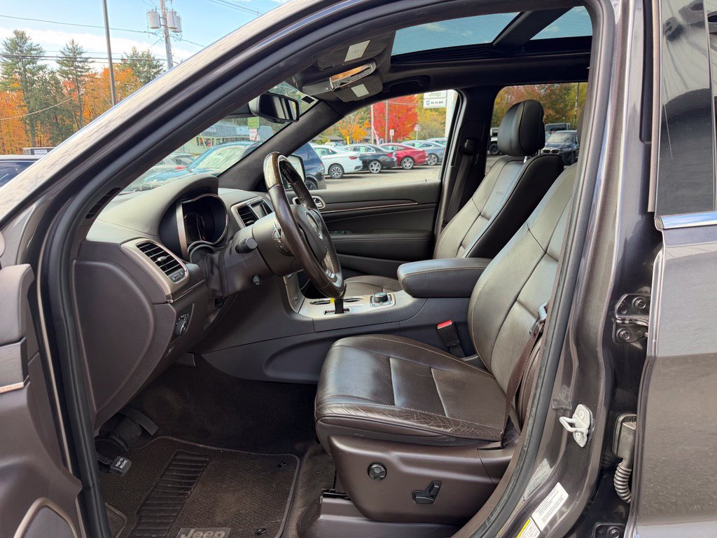 Used 2014 Jeep Grand Cherokee Summit AWD/4WD image 10