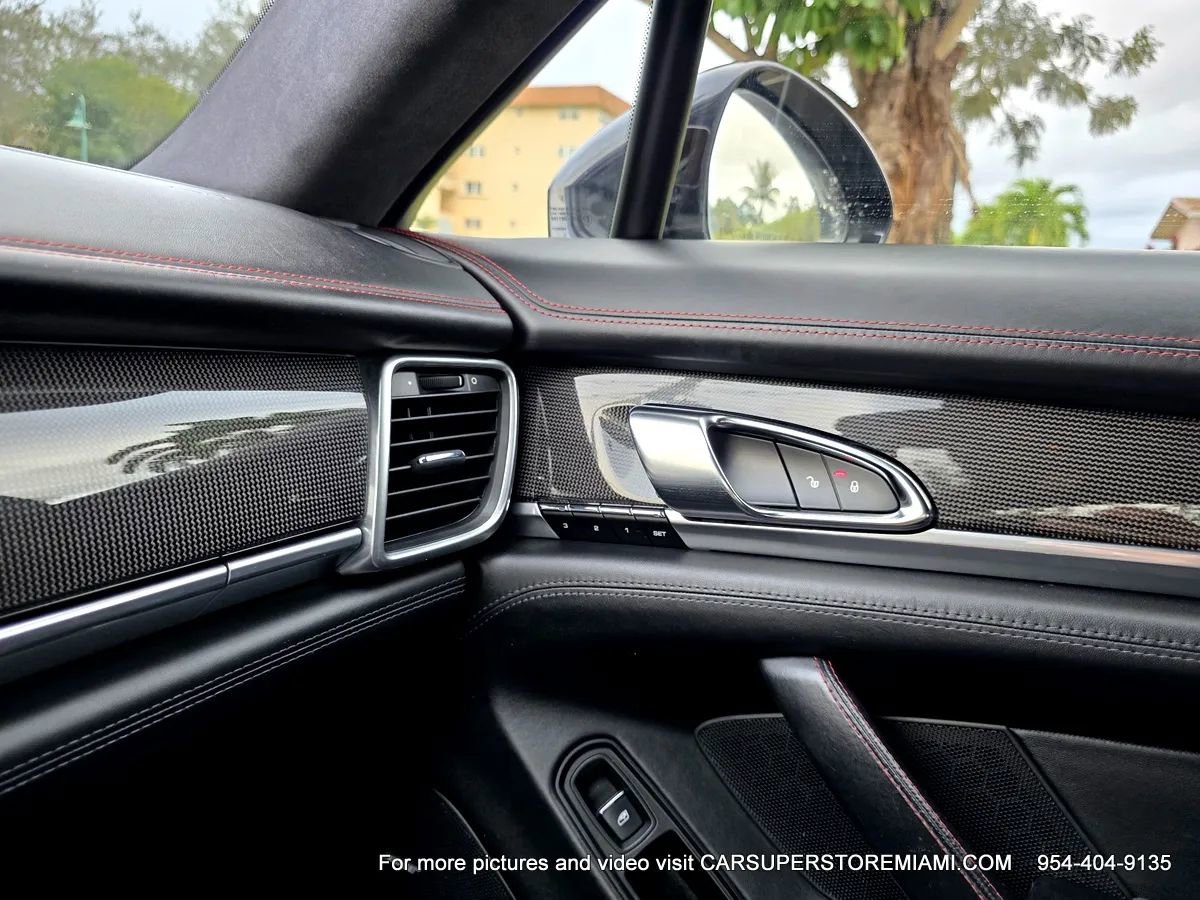 Used 2016 Porsche Panamera GTS image 82