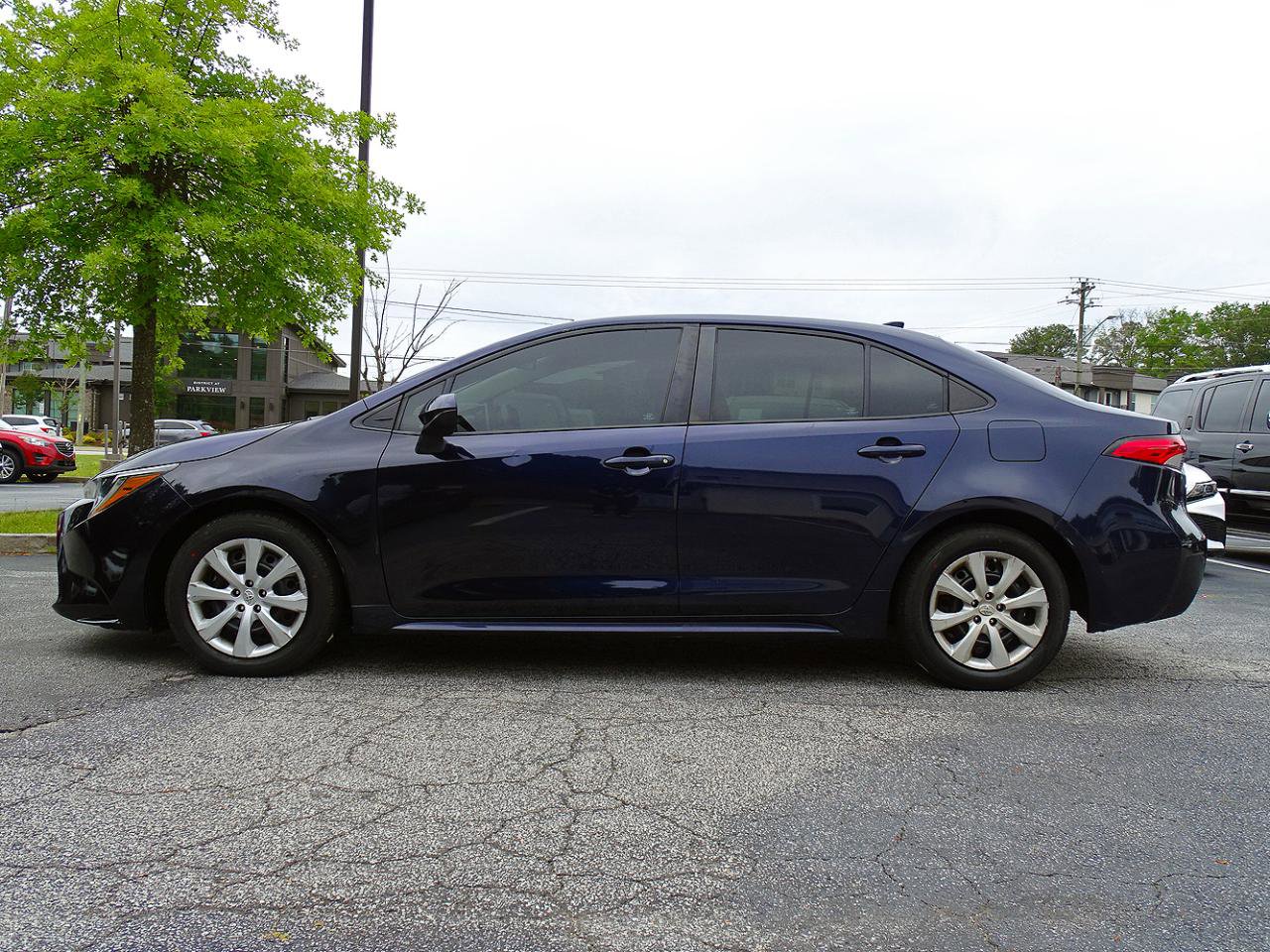 Used 2020 Toyota Corolla LE FWD image 6