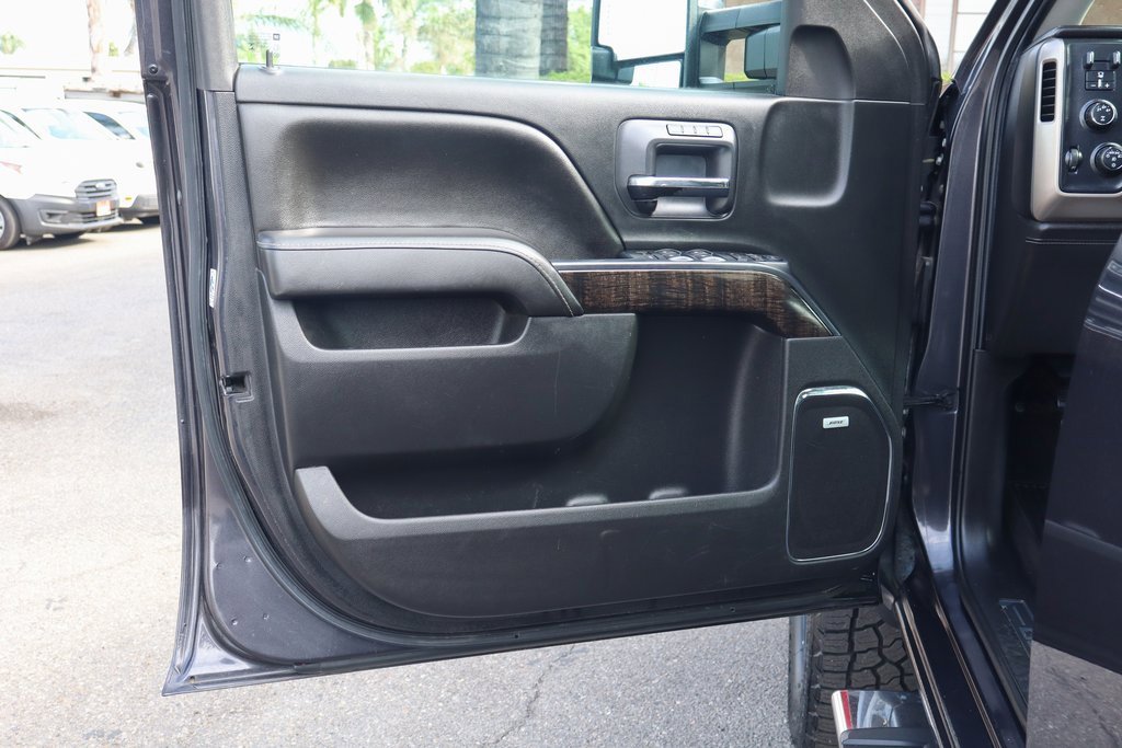 Used 2016 GMC Sierra 2500 Denali w/ Duramax Plus Package image 16