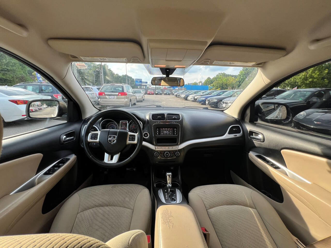 Used 2017 Dodge Journey SE w/ Flexible Seating Group image 13