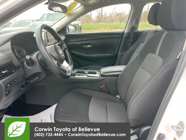 Used 2025 Nissan Sentra SV FWD image 17