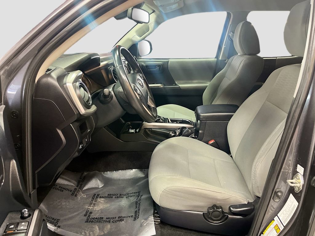 Used 2019 Toyota Tacoma SR5 image 19