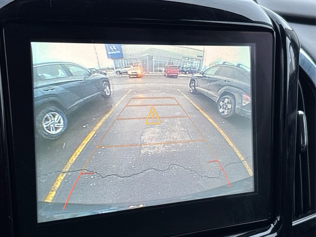 Used 2019 Chevrolet Traverse LT image 27