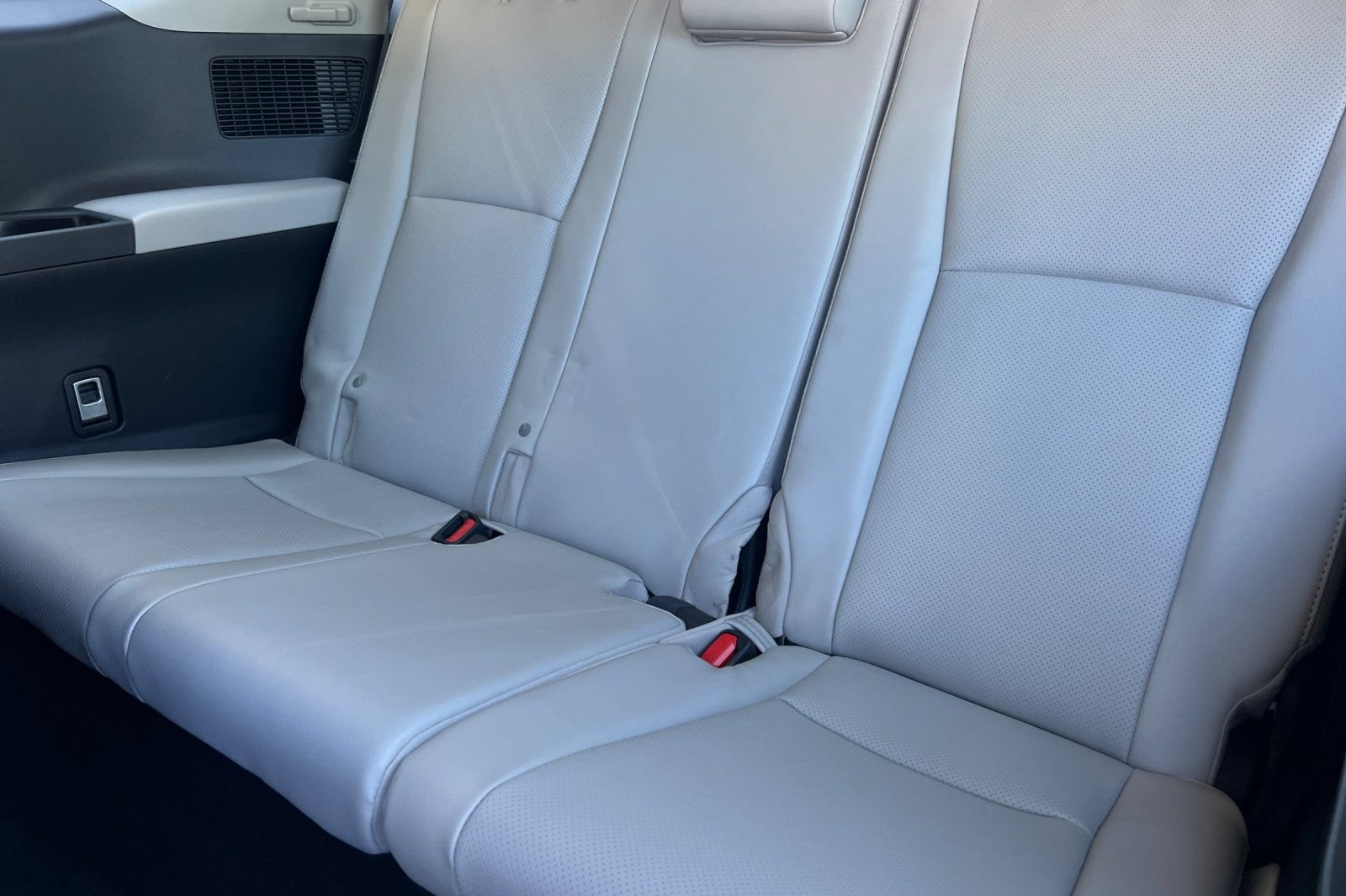 New 2026 Toyota Grand Highlander AWD Hybrid image 17