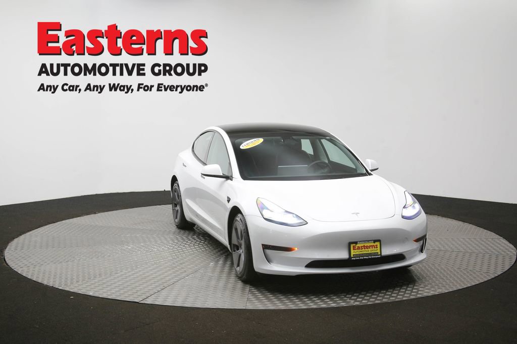 Used 2022 Tesla Model 3 Standard Range image 46