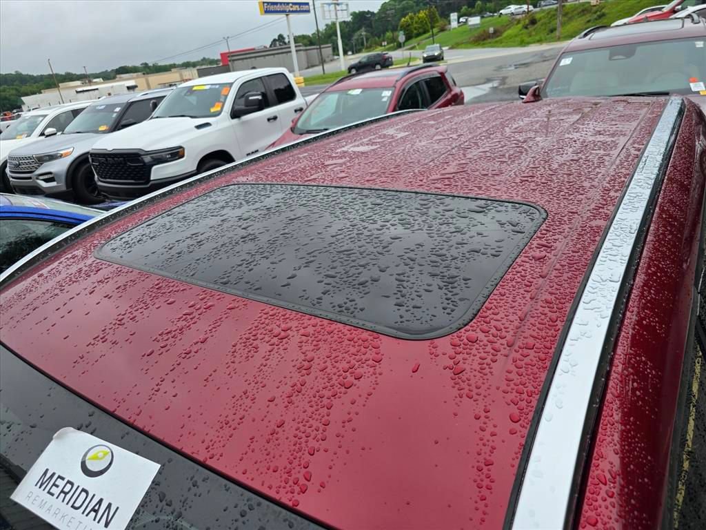 Used 2021 Toyota Highlander XLE FWD image 10