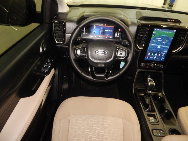Used 2024 Ford Ranger XLT image 11