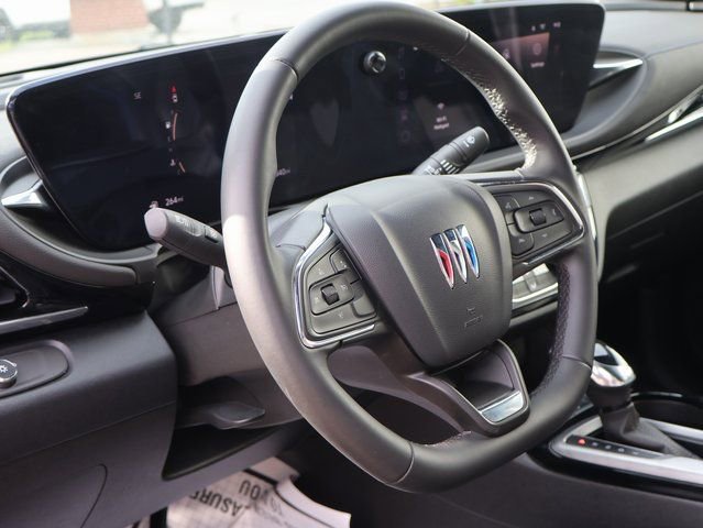 Certified 2025 Buick Envista Sport Touring image 22