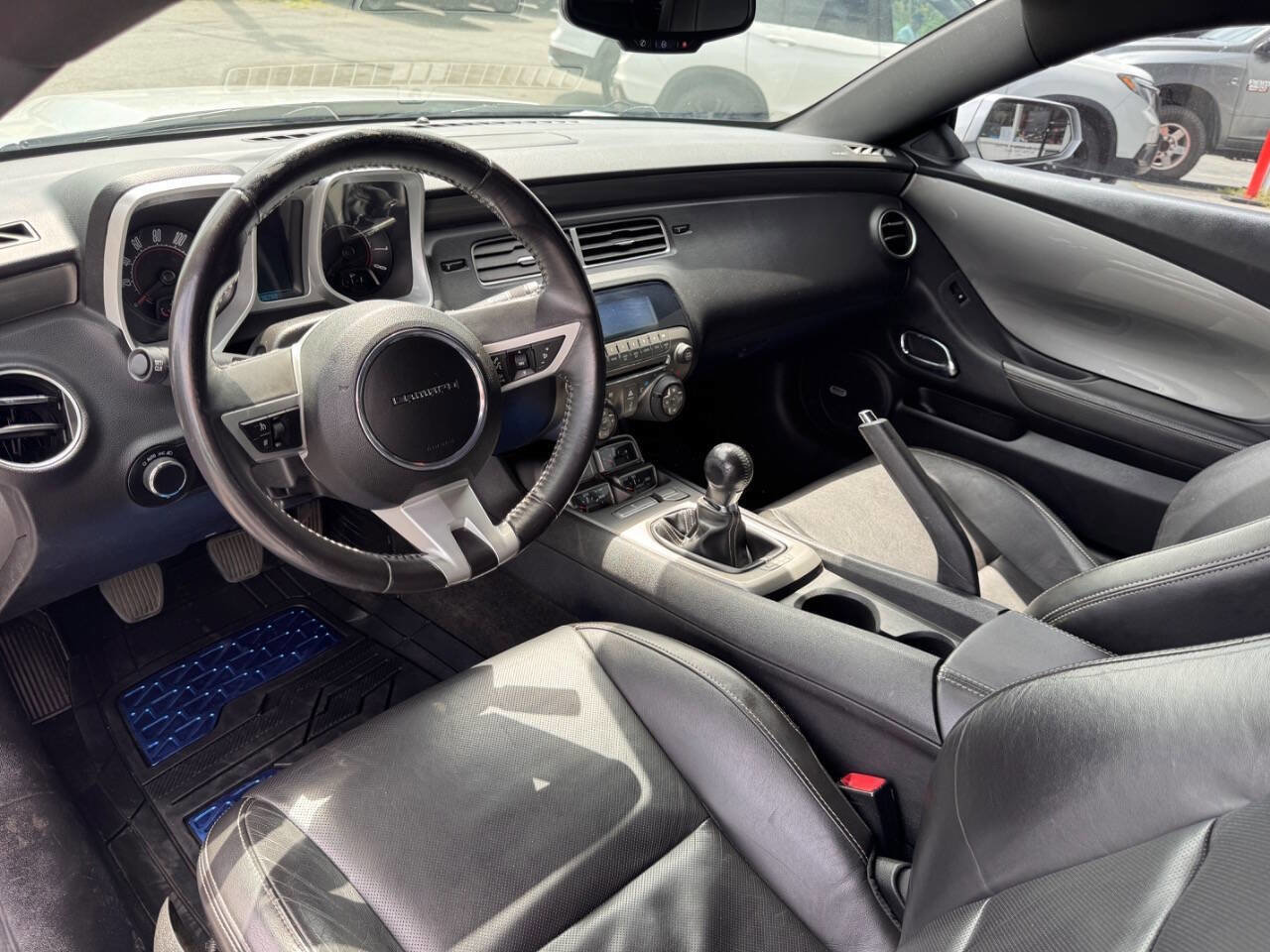Used 2010 Chevrolet Camaro LT w/ RS Package RWD image 16