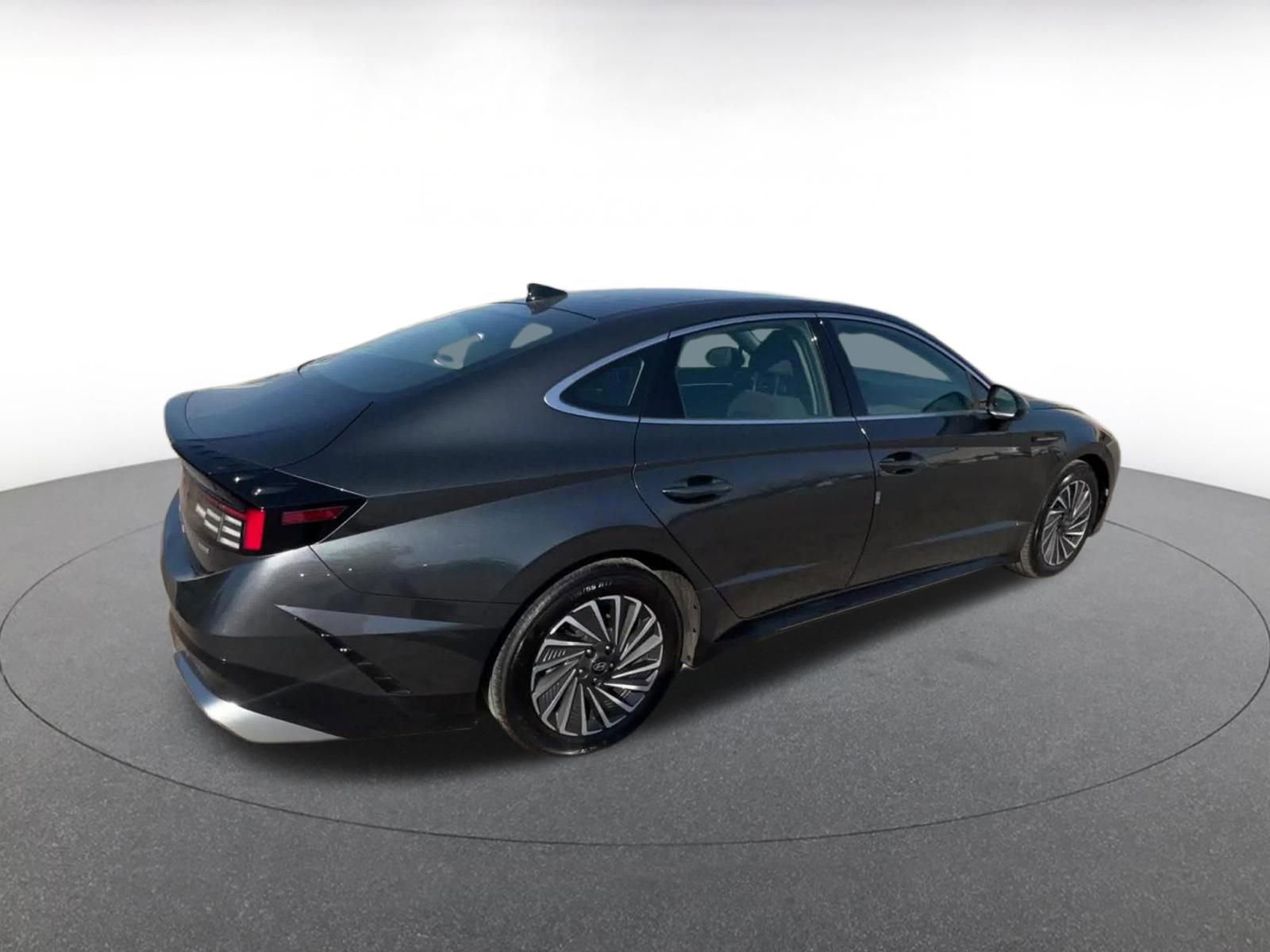 Used 2025 Hyundai Sonata SEL image 14