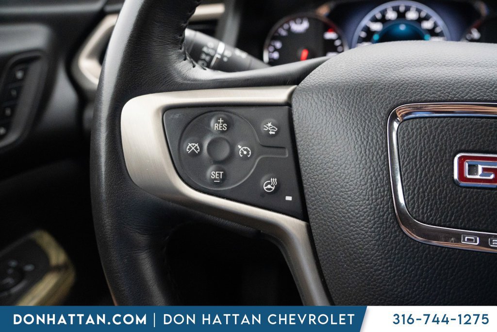 Used 2018 GMC Acadia Denali w/ Technology Package AWD/4WD image 6