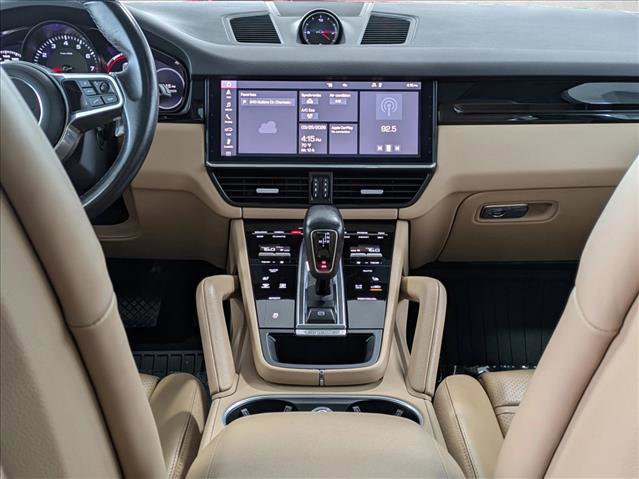Used 2021 Porsche Cayenne image 16