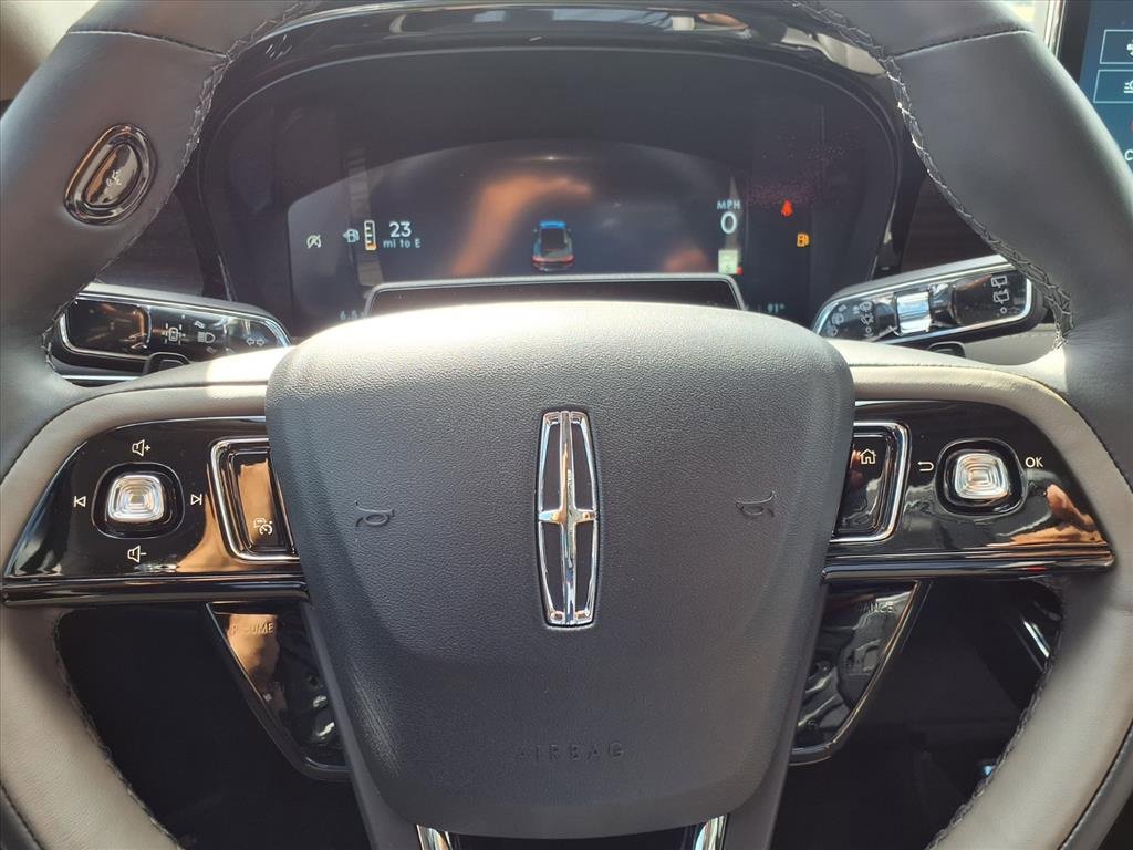 New 2026 Lincoln Corsair Reserve image 5