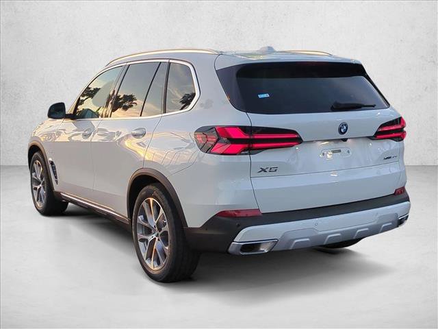 New 2026 BMW X5 xDrive50e AWD/4WD image 9